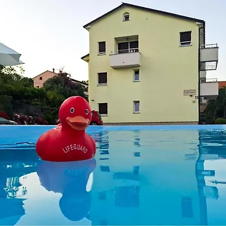 Lovely In With Swimming Pool * Opric